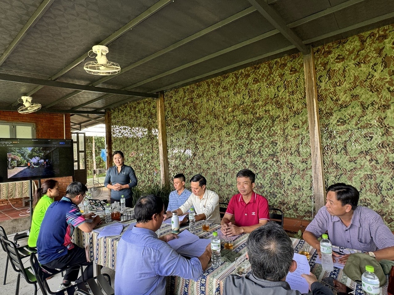 ba-nguyen-ha-dung-pho-tong-giam-doc-cong-ty-tnhh-oxalis-trinh-bay-cac-phuong-an-dam-bao-an-toan-cho-khach-du-lich-travelmagazinvn-1783765301.jpg