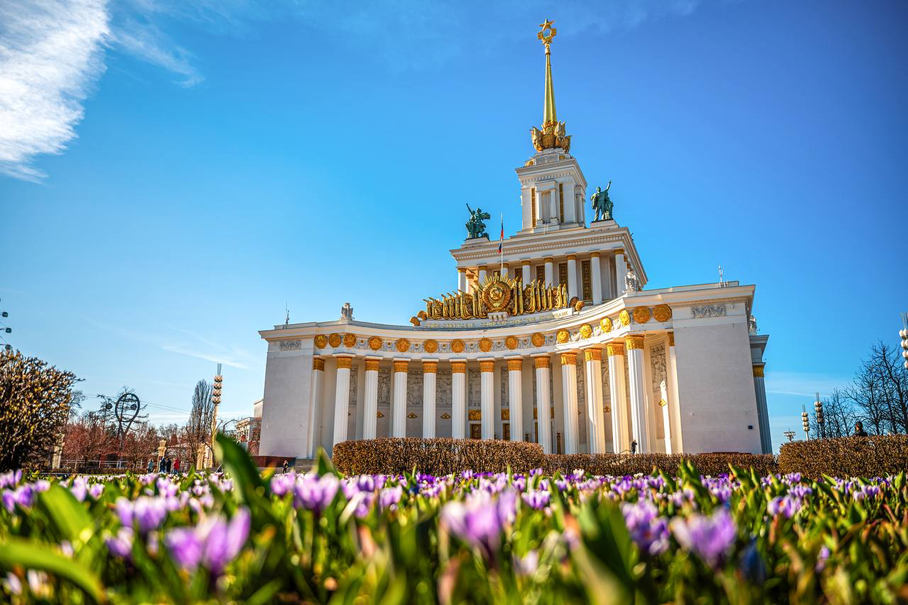 discover-moscow-ra-mat-nen-tang-tieng-viet-ho-tro-du-khach-kham-pha-thu-do-nuoc-nga-1-travelmagazin-1-1784284291.png