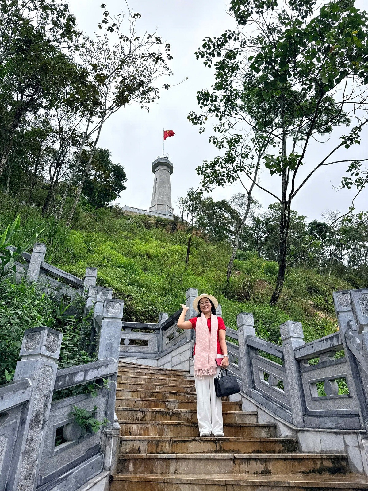 cot-co-a-pa-chai-thieng-lieng-va-tu-hao-noi-cuc-tay-to-quoc-travelmagazin-6-1784718955.jpg