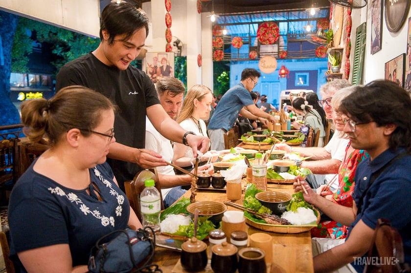 du-lich-viet-nam-them-trai-nghiem-de-khach-o-lau-chi-tieu-nhieu-travelmagazin-1-1788696370.jpeg