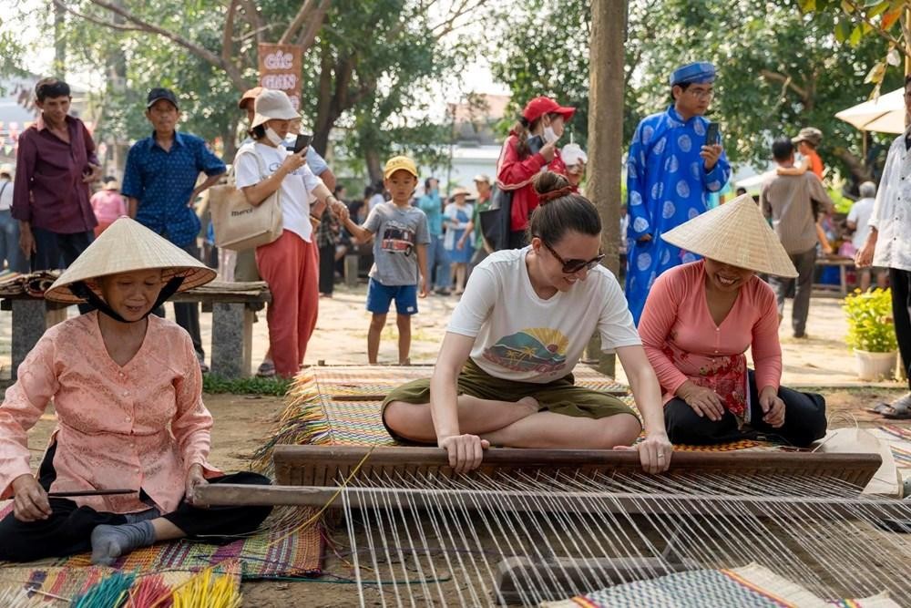 du-lich-viet-nam-them-trai-nghiem-de-khach-o-lau-chi-tieu-nhieu-travelmagazin-2-1788696044.jpeg