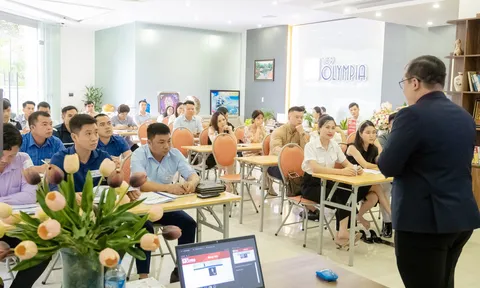 TOP 9 khoá học tạo động lực HIỆU QUẢ cho nhân viên năm 2023