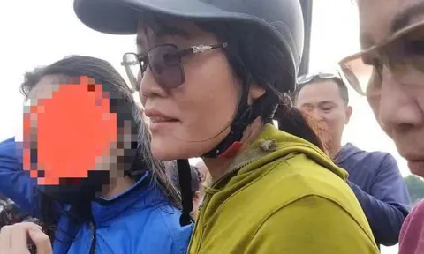 Cô giáo lao xuống sông cứu nữ sinh: "Con đi cứu người đây!"